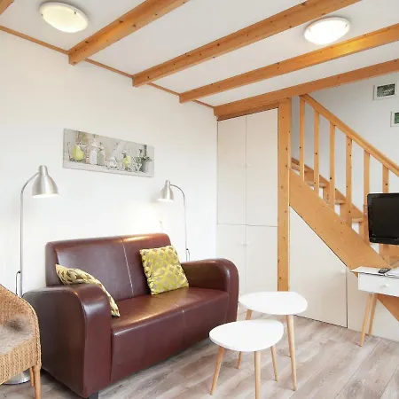 Cozy Near Sea In Daire